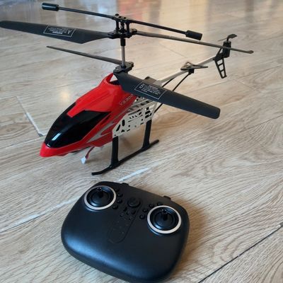Educação para iniciantes Treinamento STEAM HUGTEC F880 Helicóptero de brinquedo de 3,5 canais 2.4G Helicóptero de controle remoto Mini Rc Helicóptero